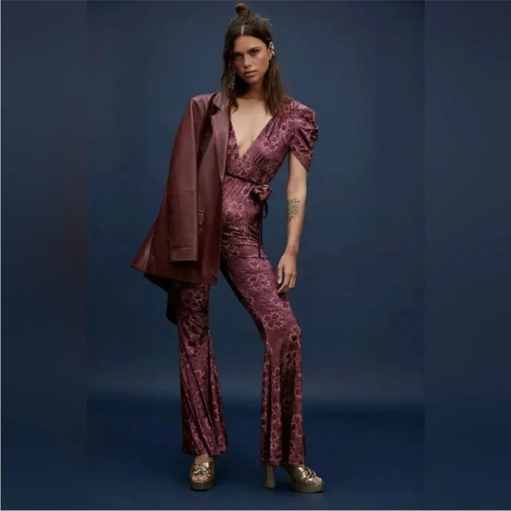 Free People Rosaline Jumpsuit Blackberry Sz Large NWOT - Picture 2 of 8